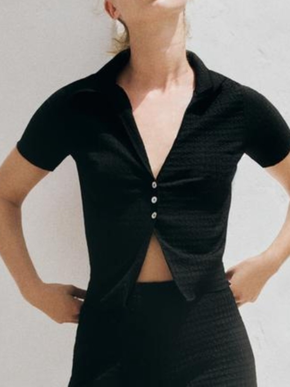 ZARA Black Textured Knit Cropped Collared Button Front Top Short Sleeve M